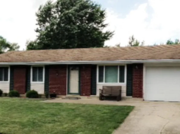 1755 Chippewa Dr, Circleville, OH 43113