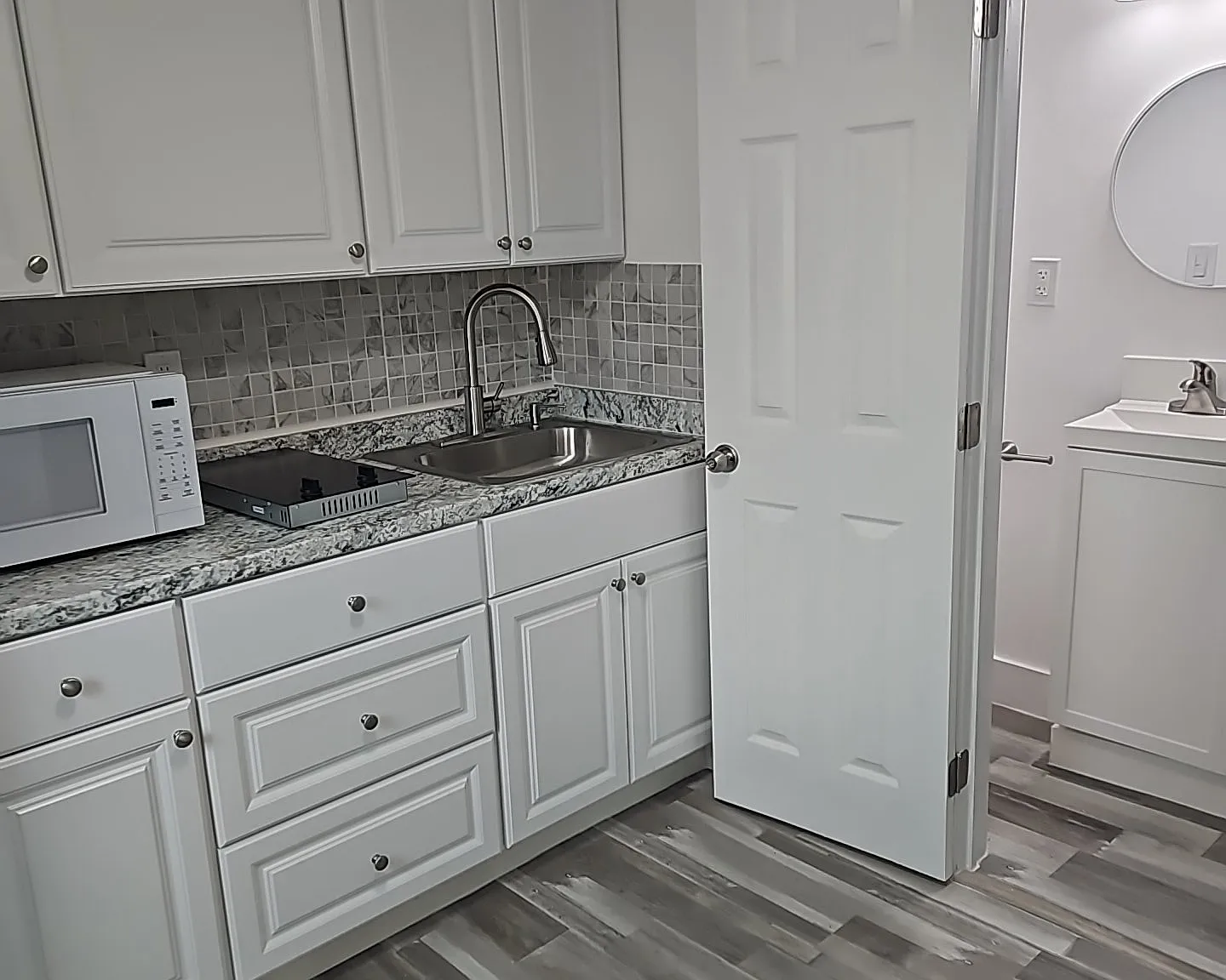 1 bed, 418 sqft, $1,475 — Photo 3