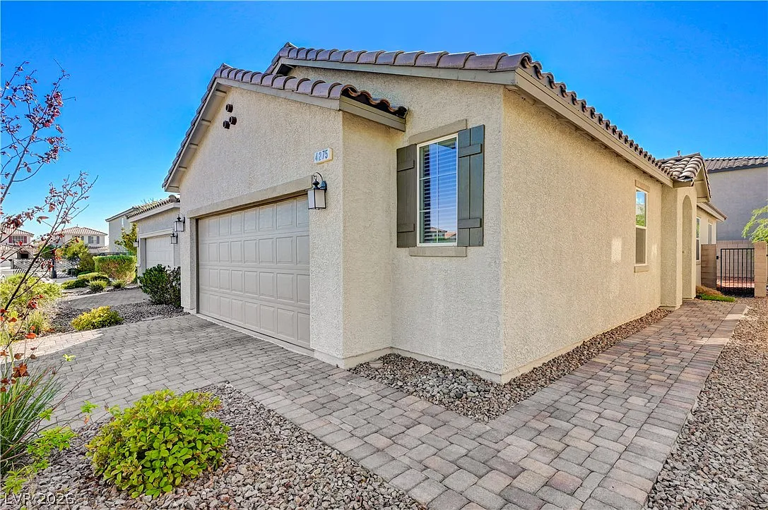 2 bed, 2.0 bath, 1194 sqft, $1,850 — Photo 4