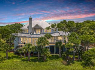 1 Inlet Point Rd, Edisto Island, SC 29438
