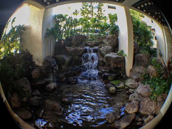 Lovely water features!!