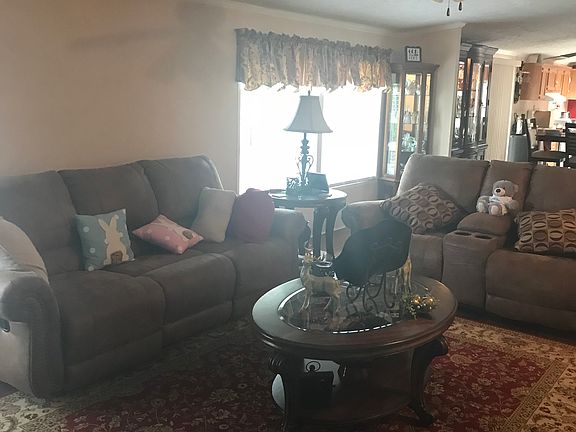 3rd image of 2218 Deer Meadow Ln