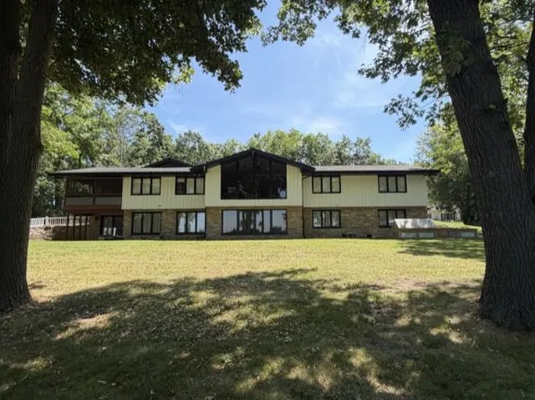 W4410 Mary Hill Park Dr, Fond Du Lac, WI 54937
