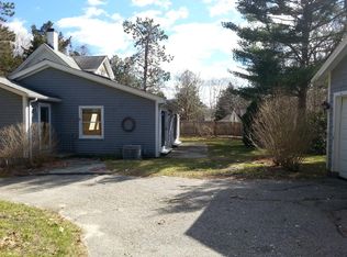 4 Nickerson Rd, Buzzards Bay, MA 02532
