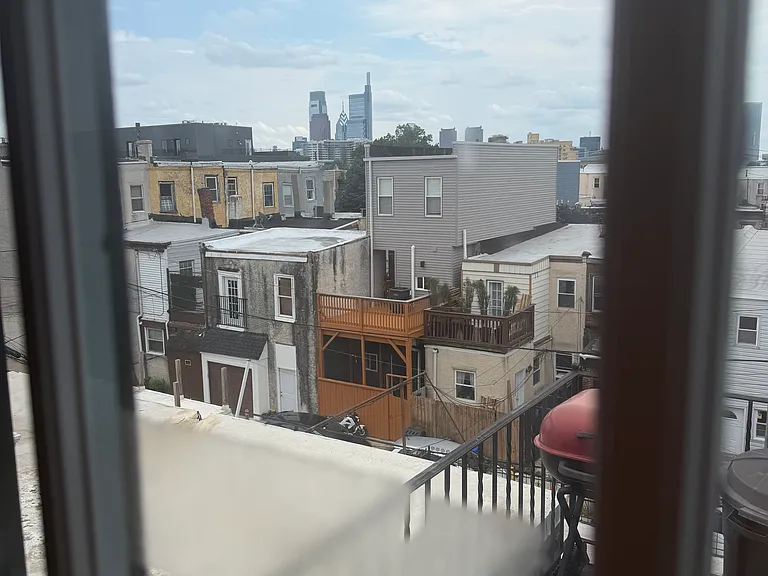 2812 W Girard Ave #3 — Photo 5
