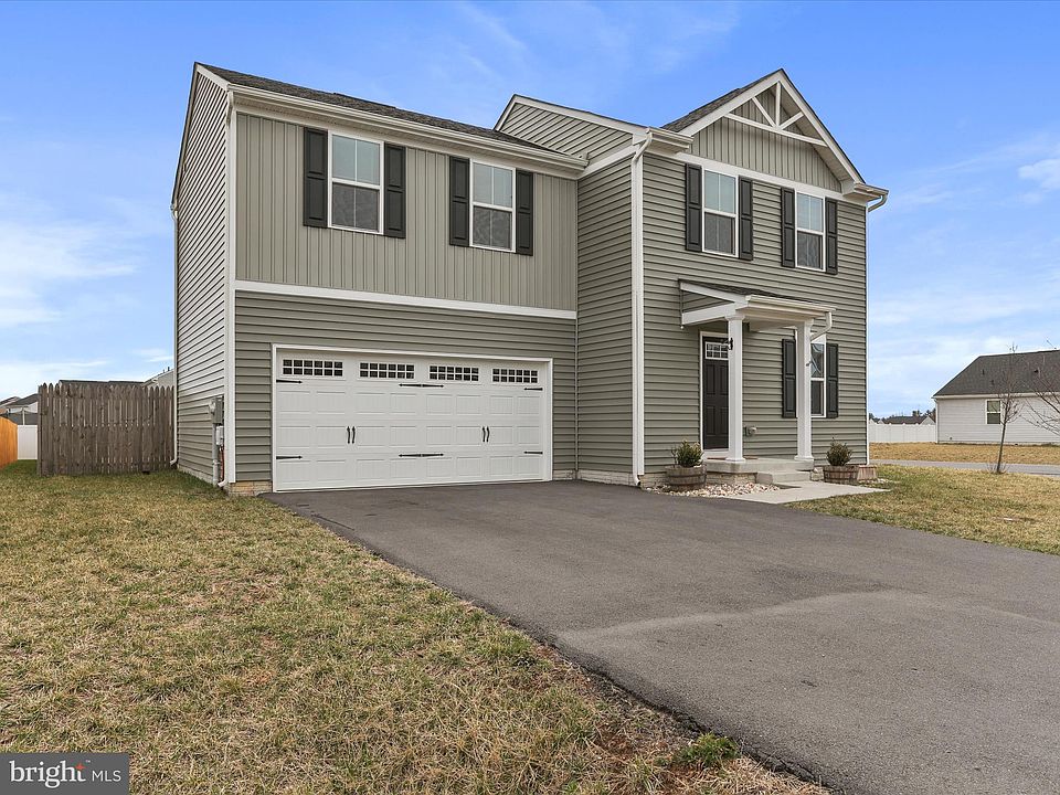 値下げ不可　house on the hill_ Parent Bag_Tile 360 Pearl St, Stoughton, MA 02072 | Zillow