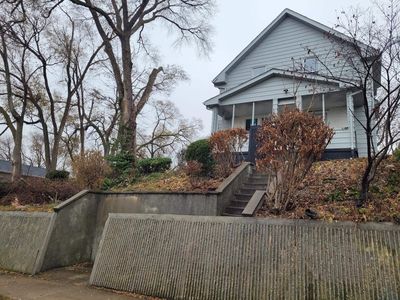 1222 W 5th St, Sioux City, IA, 51103