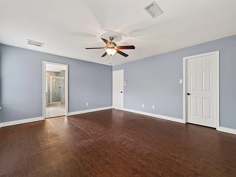 9526 Heflin Colony Dr — Photo 32