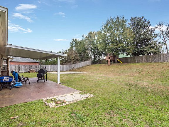 4th image of 434 Jillian Dr