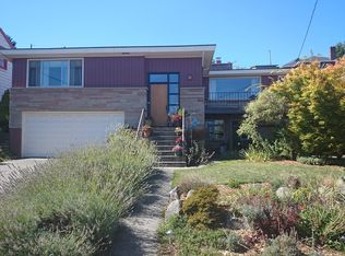 907 32nd Ave S, Seattle, WA 98144