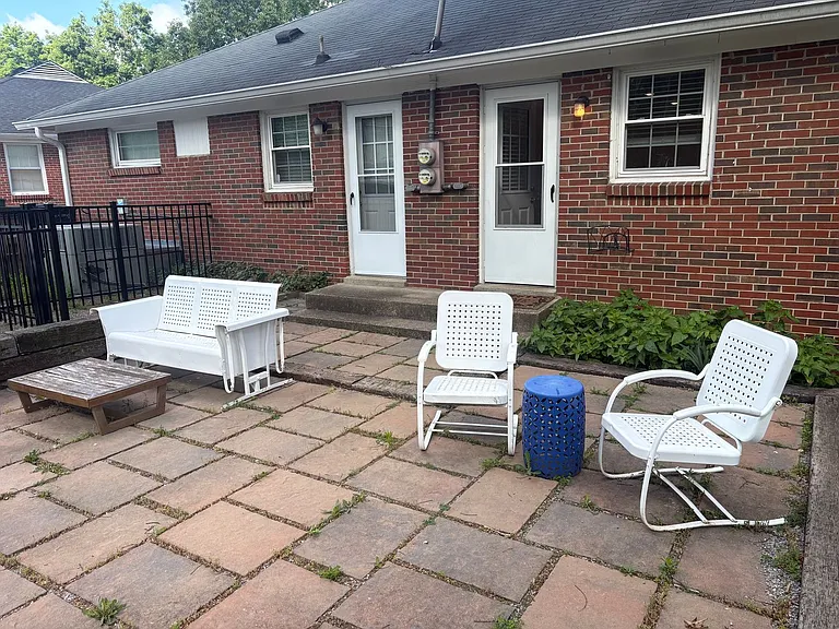 51 Brookwood Ter — Photo 12