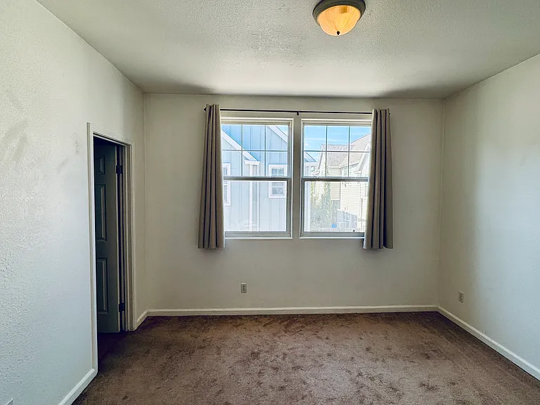 4023 Match Point Ave — Photo 2