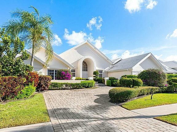 2nd image of 4869 Tallowwood Lane