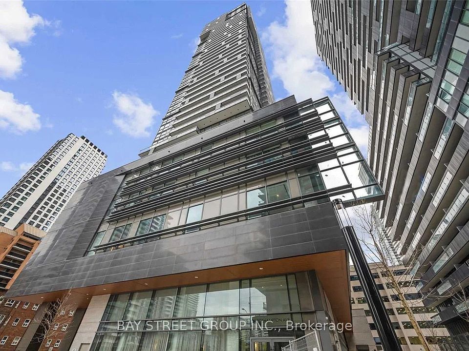 1st image of 39 Roehampton Ave #904