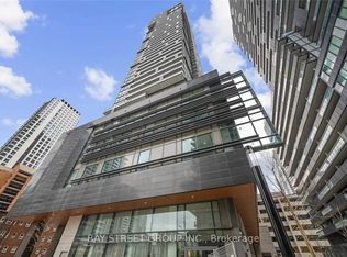 39 Roehampton Ave #904, Toronto, ON M4P 0G1
