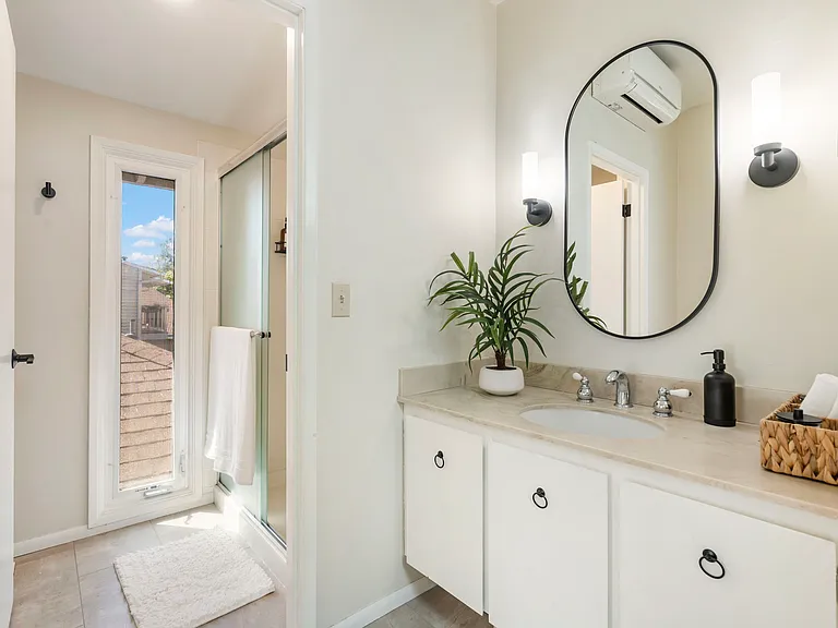 4875 SW Normandy Pl — Photo 14