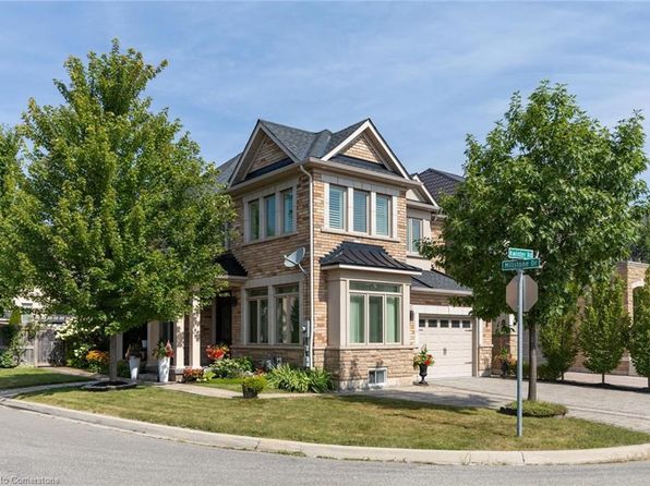 2401 Millstone Dr, Oakville, ON L6M 0K6