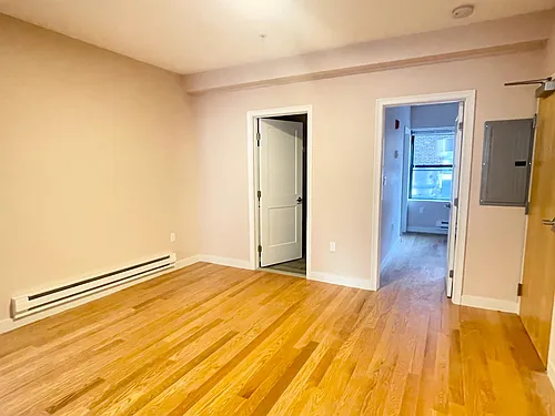 23 Hudson St #204 Photo 1