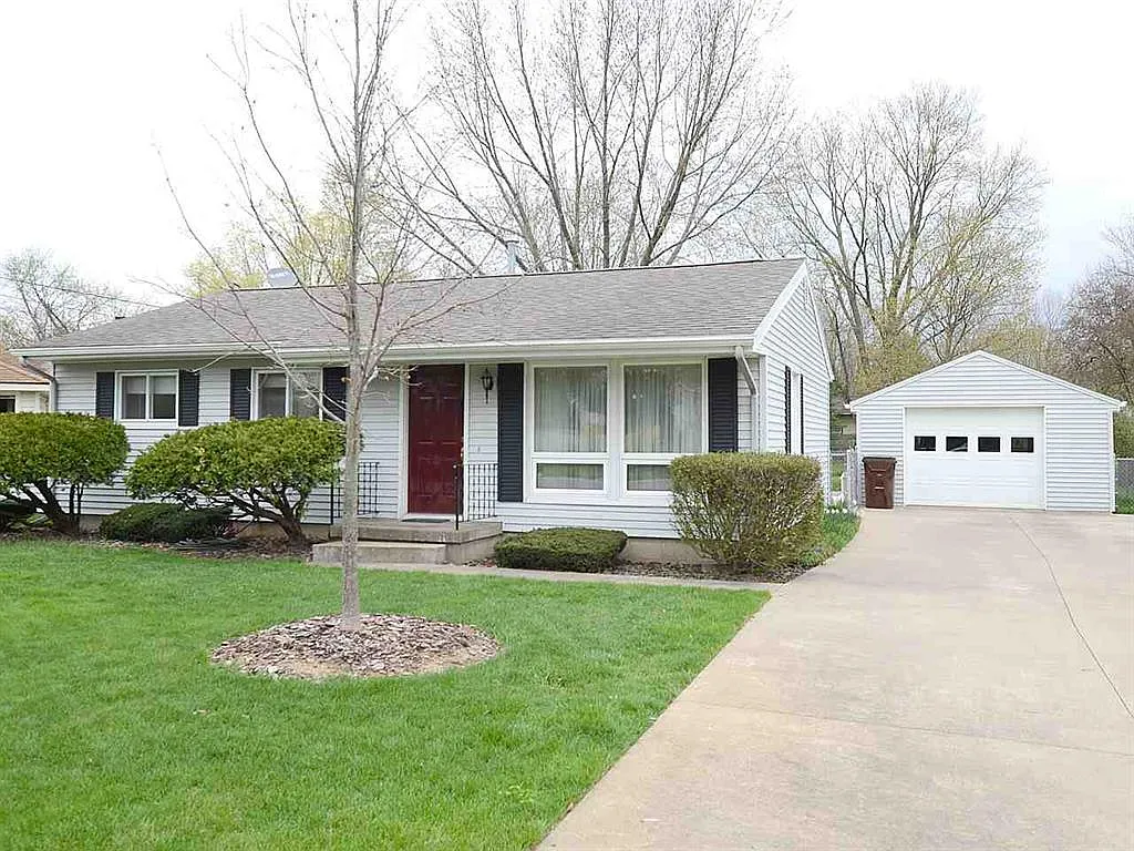 3601 Roosevelt Cir photo 1
