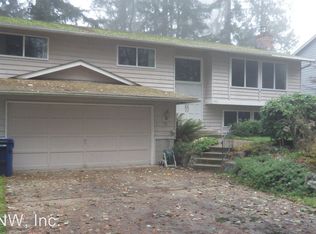7712 NE 140th St, Kirkland, WA 98034