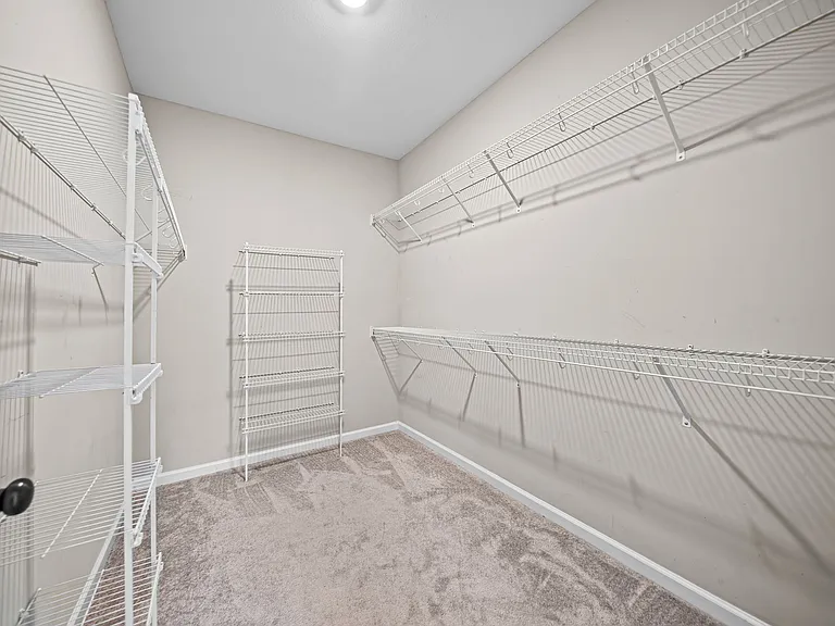 1042 Winesap Rd — Photo 22