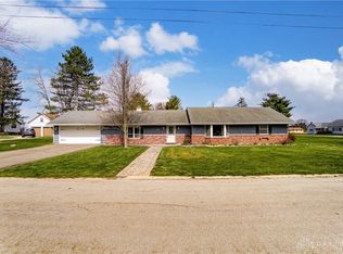 304 Fernwood Dr, Phillipsburg, OH 45354