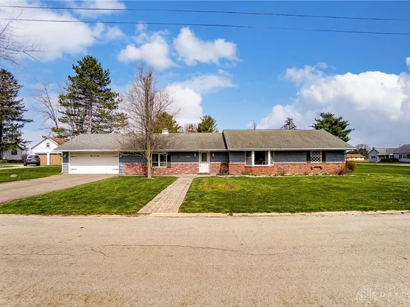 304 Fernwood Dr, Phillipsburg, OH 45354