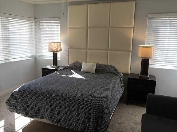 3rd image of 260 Euclid Ave APT 28