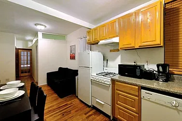 Rented by Eisenberg Exclusives