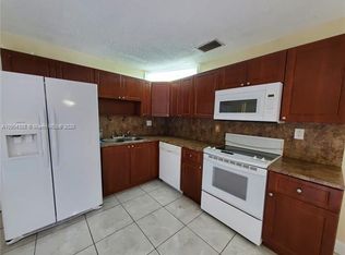 208 NW 56th Ave #B, Miami, FL 33126