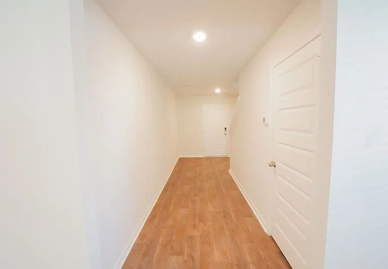 481 Coconut Dr — Photo 5