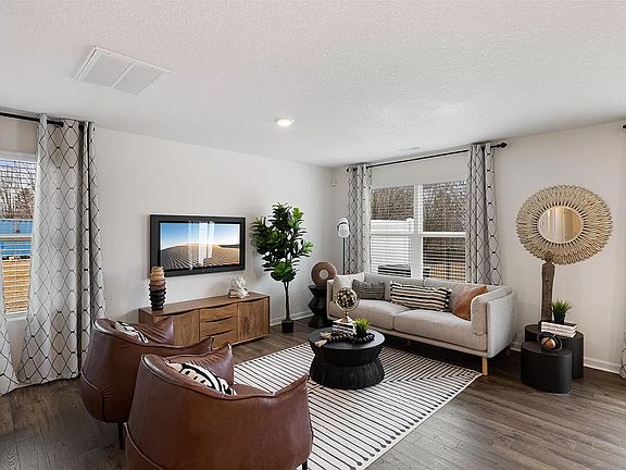 3rd image of 355 Petie Way