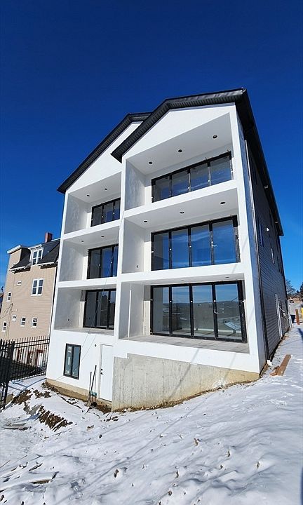 1st image of 47 Laurel St #47