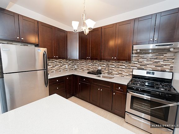 2nd image of 3923 29th St