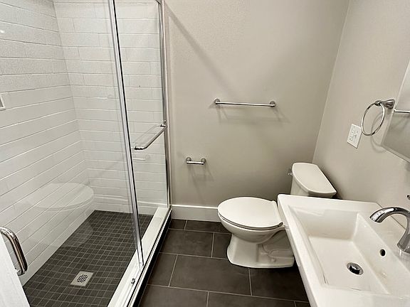 5th image of 1284 Commonwealth Ave APT 5A