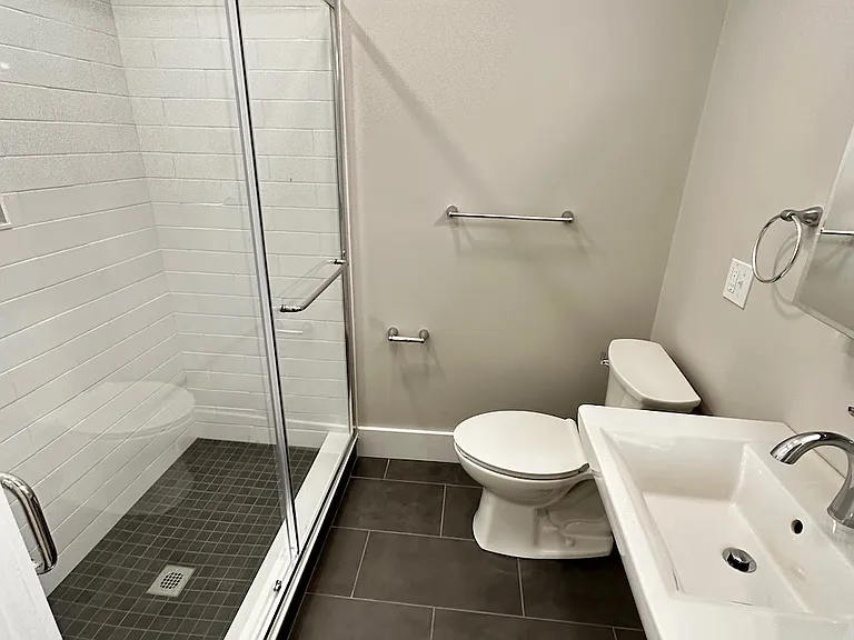 1284 Commonwealth Ave #5R — Photo 24