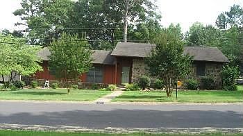 1st image of 101 Forest Hill Dr