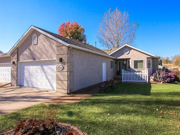 1245 Golfview Ct NW, Hutchinson, MN 55350