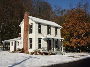 101 Mill St, Elsah, IL 62028