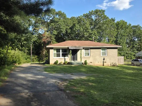 294 Pioneer Pl, Spartanburg, SC 29301
