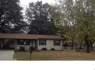 2690 McKelvey Rd, Maryland Heights, MO 63043