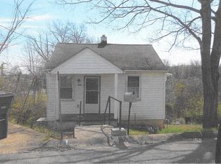918 Roman St, Clarksville, TN 37040