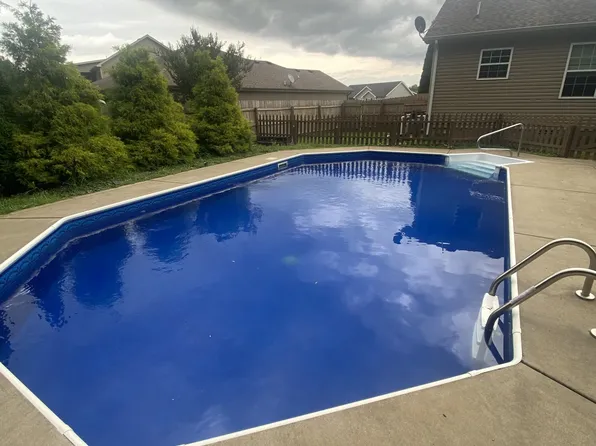 1176 Freedom Dr, Clarksville, TN 37042