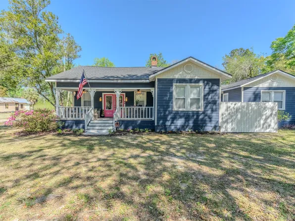 28180 Lake Hampton Rd, Hilliard, FL 32046