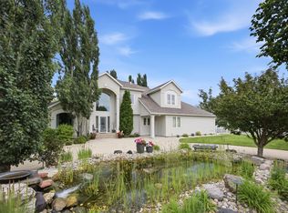 4825 Meadow Creek Dr S, Fargo, ND 58104
