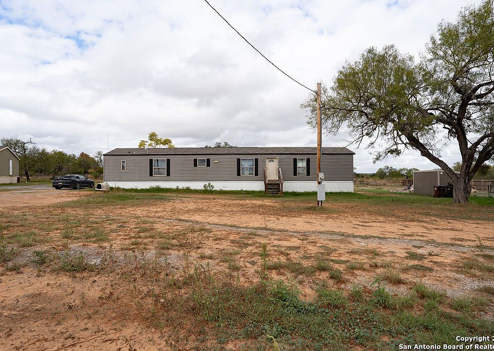 1st image of 494 las palomas