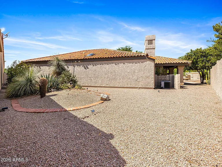 9823 N 100th Pl — Photo 37