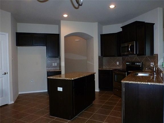 5th image of 1429 Christina Creek Dr