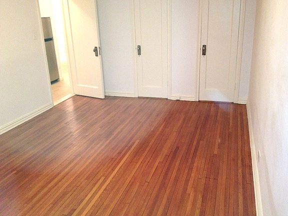 3rd image of 11114 76th Ave #1