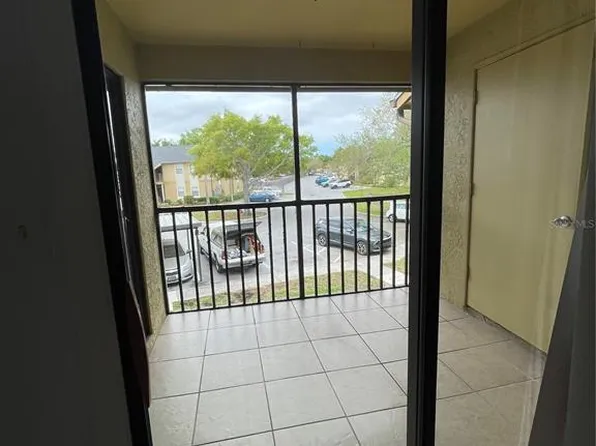 10125 Sailwinds Blvd N APT 203, Largo, FL 33773